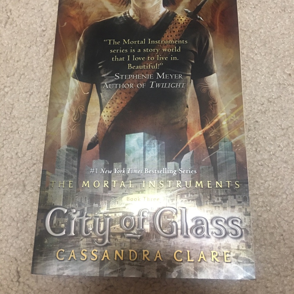 🧡City of Glass by Cassandra Clare🤍